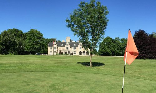 Oak Hall Par 3